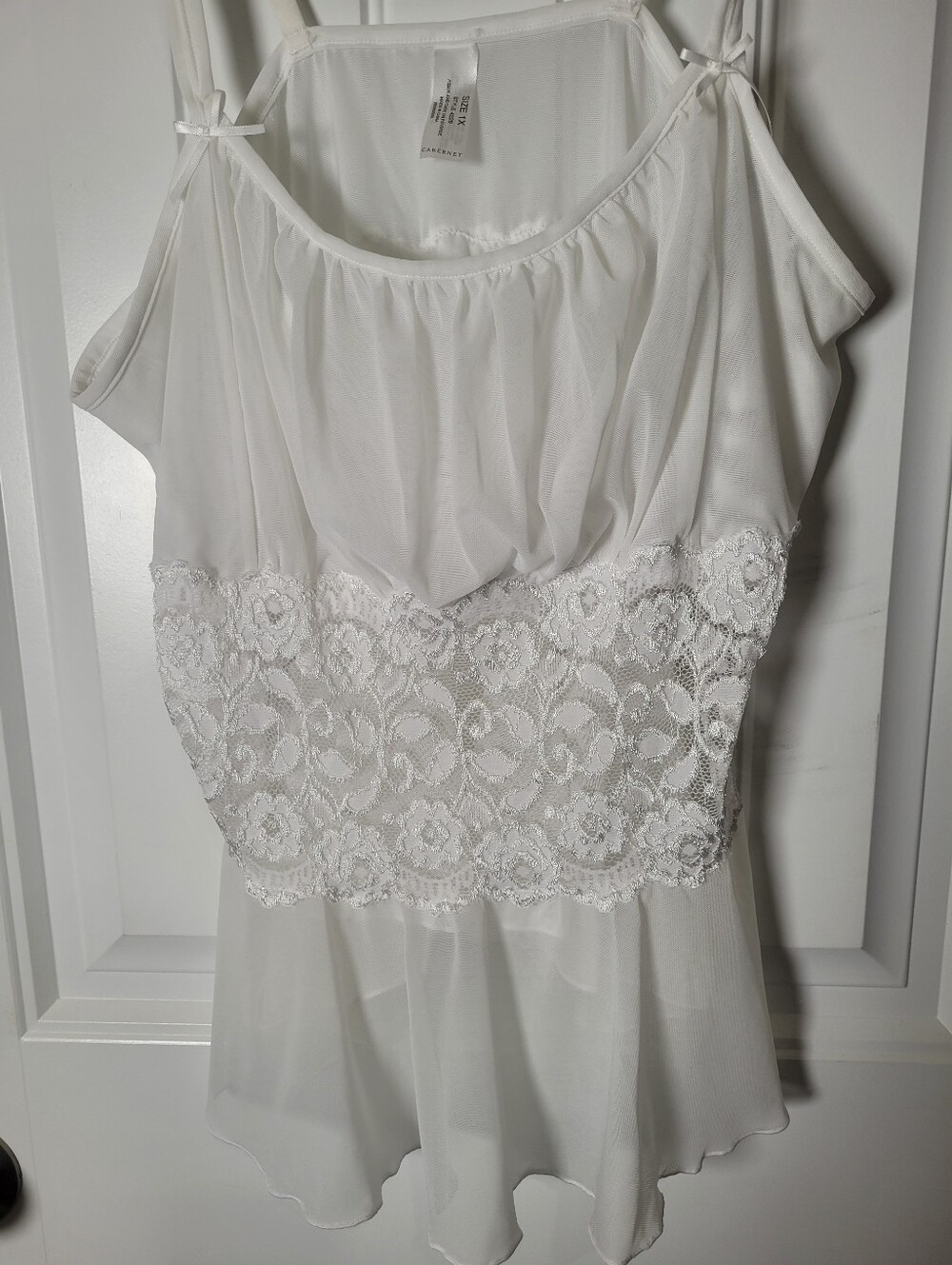 Cabernet White Lace-Trim Sleeveless Peplum Top, Lace trim. Size 1X - Picture 3 of 8